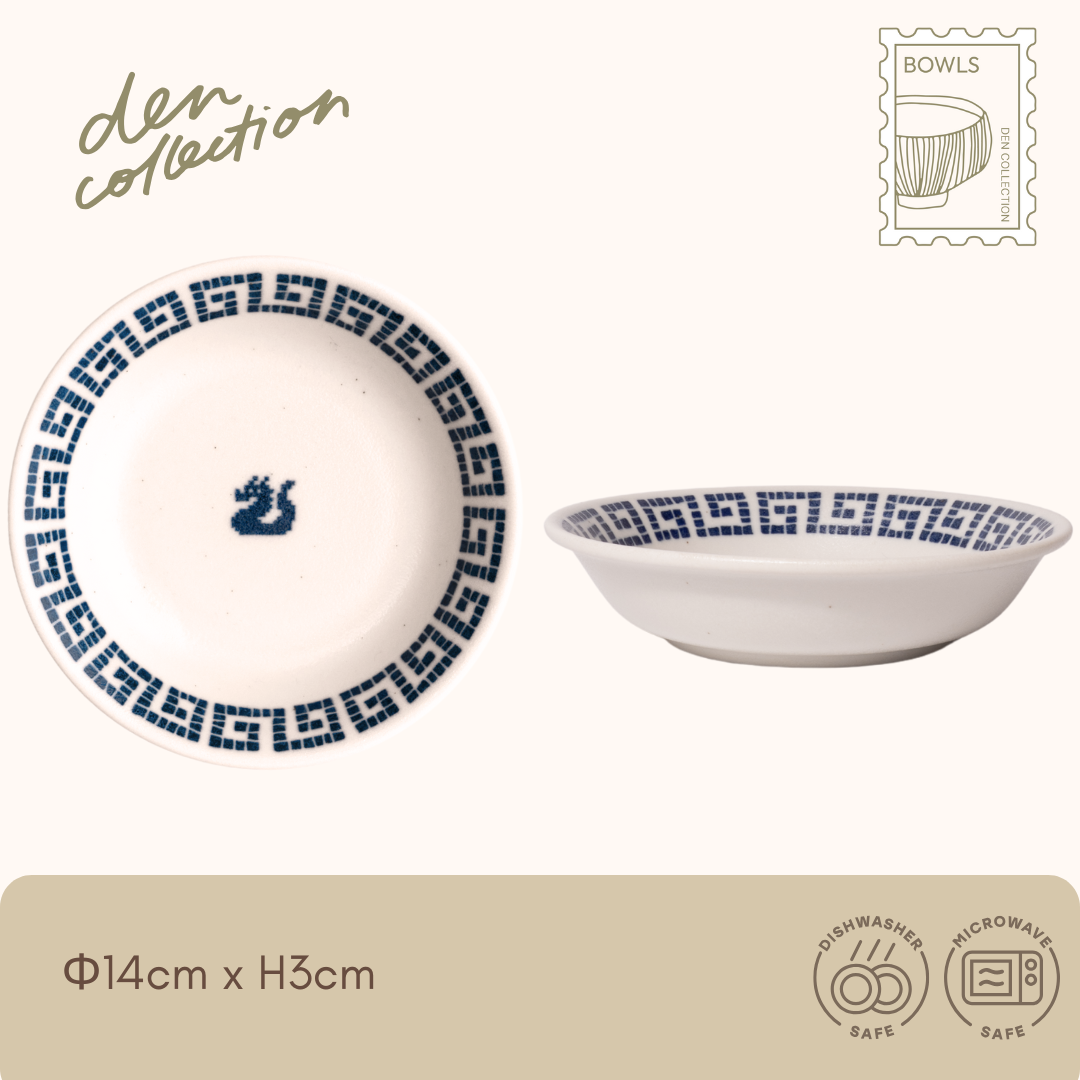 Pixel Dragon Bowl – Japanese ceramic bowl featuring a pixel-style dragon motif with a geometric pattern at the rim. Perfect for soups, rice, or as a unique gift.  
ピクセル ドラゴン ボウル。盤縁にピクセル風の龍デザインがあしらわれた日本製陶器ボウル。スープやごはんにぴったりで、個性的なギフトにも最適です。